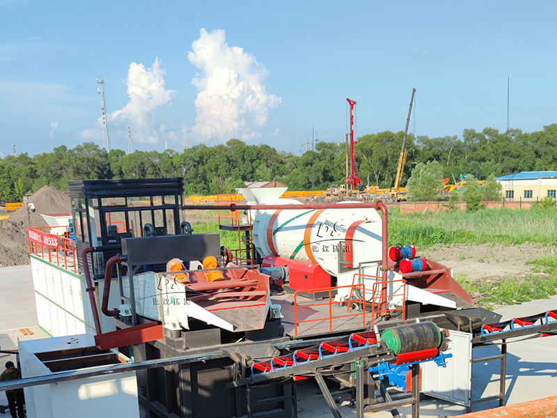 有機污染場地土壤淋洗修復現(xiàn)場 有機污染場地土壤淋洗修復現(xiàn)場