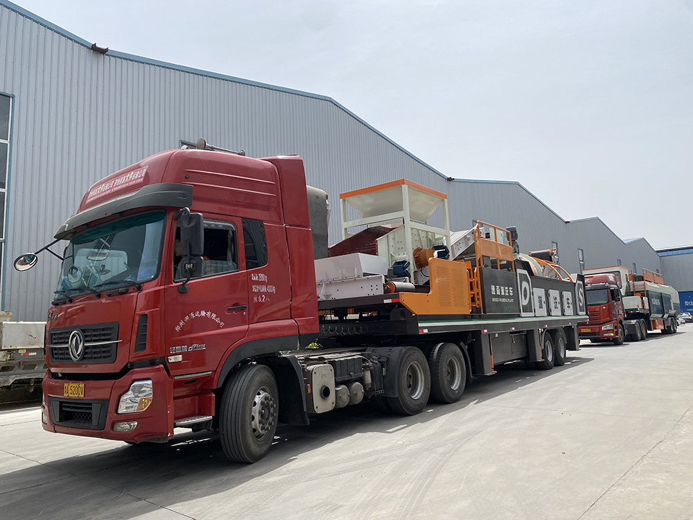 德森移動淋洗修復(fù)站發(fā)貨.jpg 德森移動淋洗修復(fù)站發(fā)貨